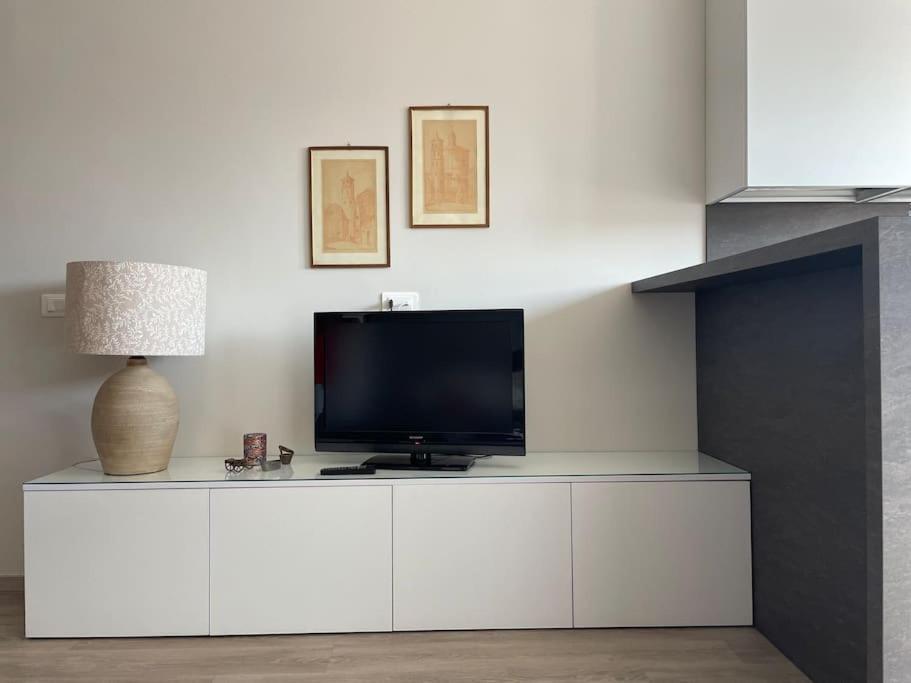 Suite De Rolandis Cin Itoo5Oo5C22Cdbezny Асти Экстерьер фото